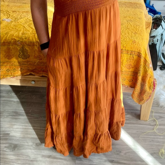 Comfy boho maxi dress with pockets! - Picture 2 of 3